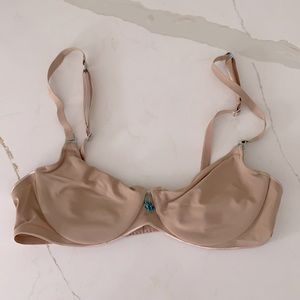 Brand new Elle McPherson Intimates 32B nude underwire bra